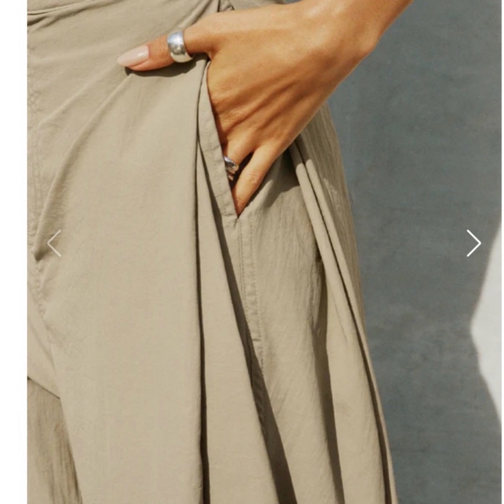Joah Brown Wide-Leg Harem Pants in Taupe - Picture 4 of 7